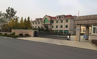 烟台布鲁拜尔生物制药有限公司伸缩门工程案例