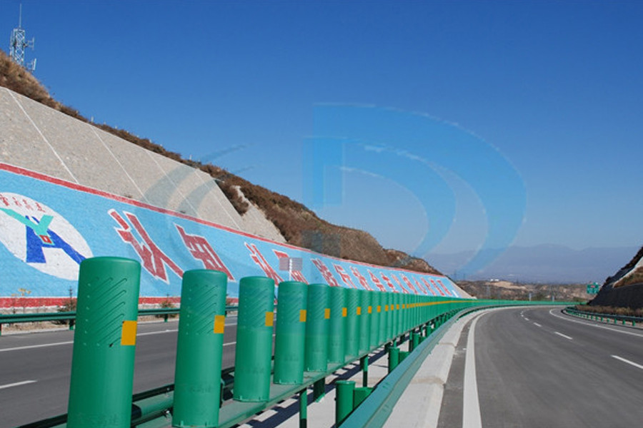 河源高速公路惠州段护栏案例 - 中出网-智能出入口与停车充电门户