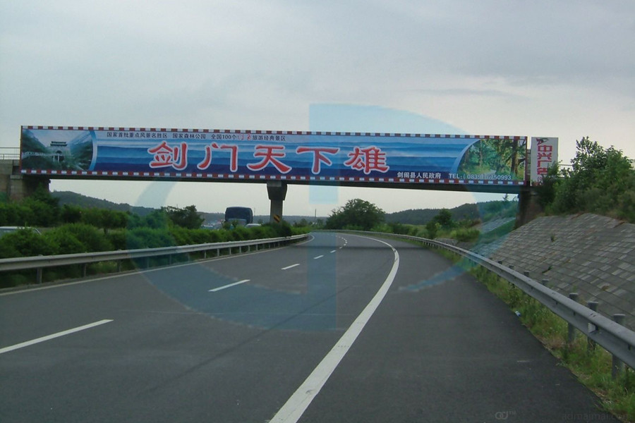 四川成都绕城高速护栏案例 - 中出网-智能出入口门户