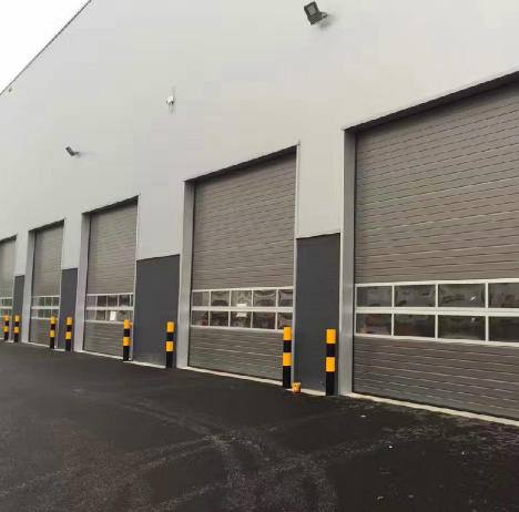 工业分节提升门