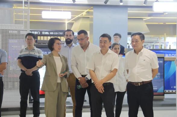 “平安校园”场景展示区