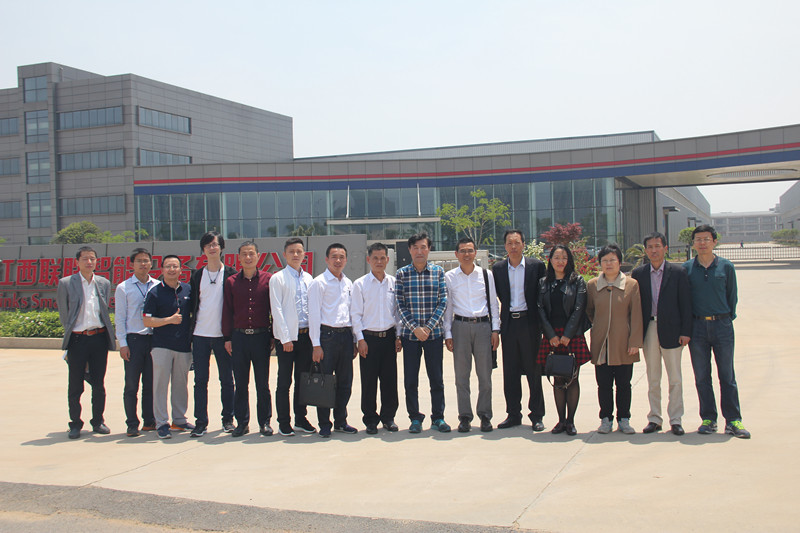 百胜“36V直流”系列产品获中建金协自动门电动门协会及中山自动门行业协会领导、专家高度认可