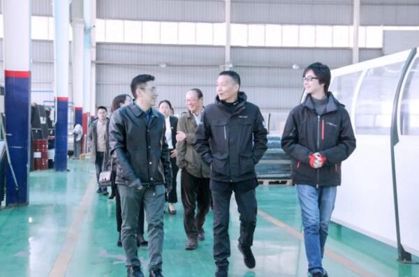 江西省通信学会领导及企业家领导一行对百胜未来的发展寄予厚望