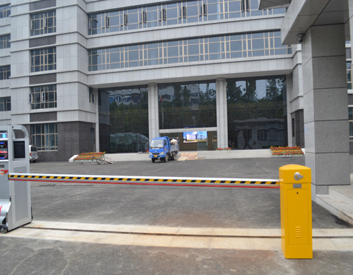 直杆道闸（挡车器）