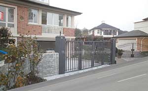 溧阳市天目国际村智能无轨悬浮门工程案例 - 中出网-智能出入口与停车充电门户