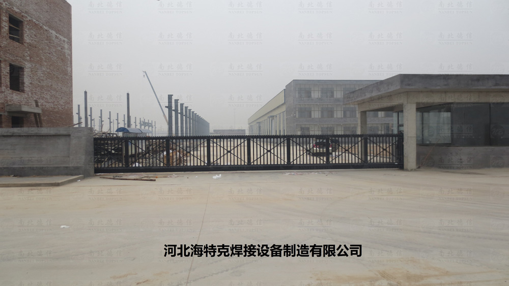 河北海特克焊接设备制造有限公司--818TJC-15米智能安全伸缩平移门工程案例 - 中出网-智能出入口与停车充电门户