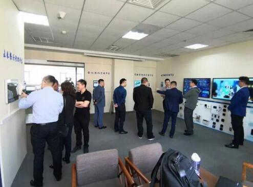 乌鲁木齐富迪信息技术有限公司领导一行莅临卡得智能参观指导