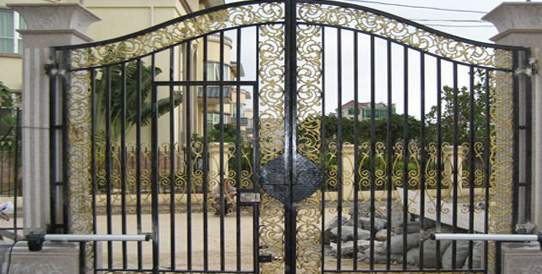 别墅大门