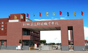 中通客车集团伸缩门案例