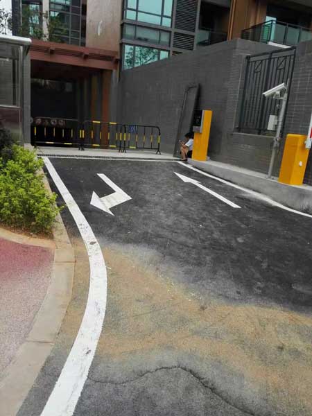 长沙海伦春天停车场系统案例 - 中出网-智能出入口与停车充电门户