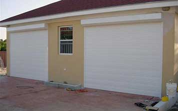 电动保温卷帘门