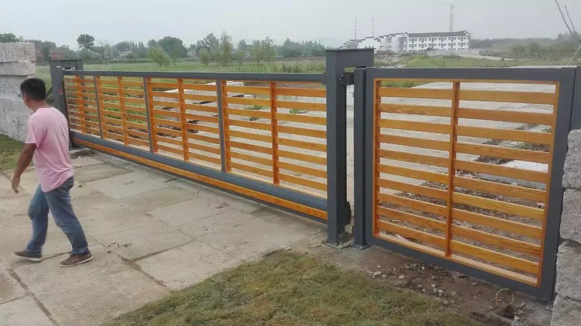 江苏无锡悬浮门工程案例 - 中出网-智能出入口与停车充电门户