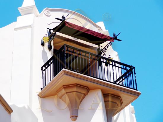 迪士尼乐园铁艺围栏案例 - 中出网-智能出入口与停车充电门户