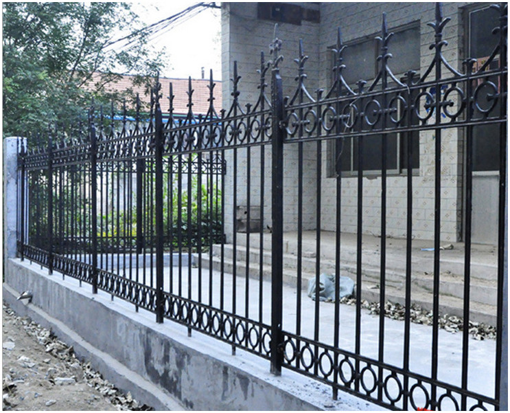 铁艺栏杆