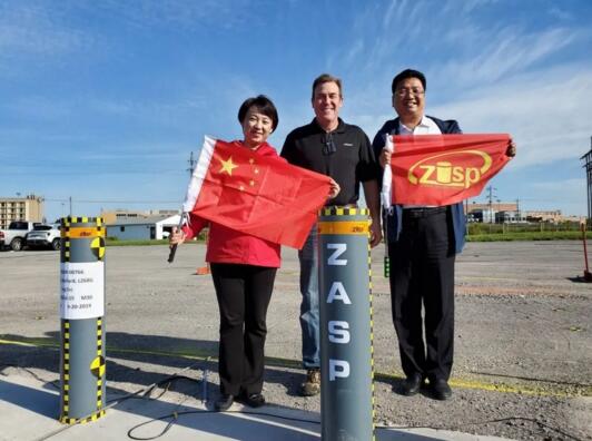 卓奥世鹏升降柱