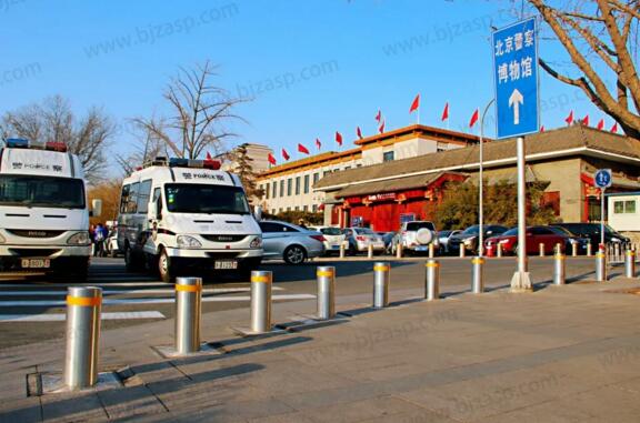 加强重点单位设备巡检，全力保障全国两会周界安全