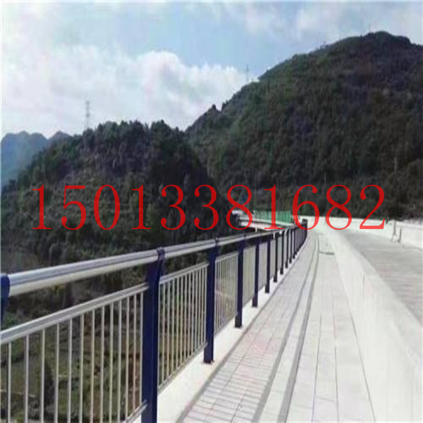 河源景区金属护栏定做 桥梁两边隔离栏杆 韶关栈道围栏厂家