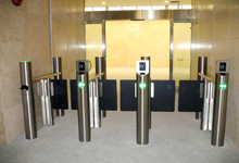 上海环球金融中心通道闸案例 - 中出网-智能出入口与停车充电门户