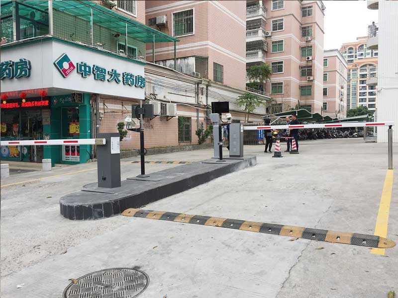 中山源田骨科医院应用车牌识别系统案例 - 中出网-智能出入口与停车充电门户