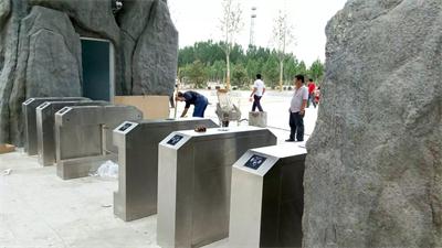 夏津黄河古道森林公园通道闸案例 - 中出网-智能出入口门户