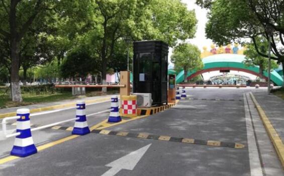 蓝卡科技AI云无人化停车场管理系统助力暨阳湖生态旅游区完成无人化停车场改造