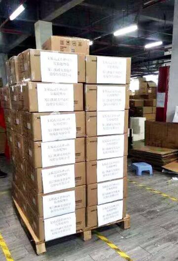 狄耐克支援雷神山医院医疗物资集结