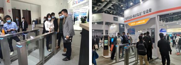 展会现场 | 在社区出入口，用户通过人脸识别即可快速通行