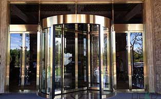 昆明华美达星耀精品酒店旋转门工程案例