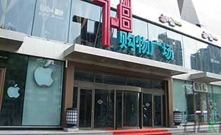 长春78购物广场旋转门工程案例