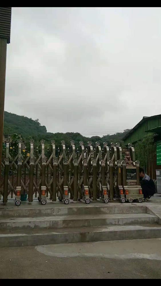 招财进宝工程案例 - 中出网-智能出入口与停车充电门户