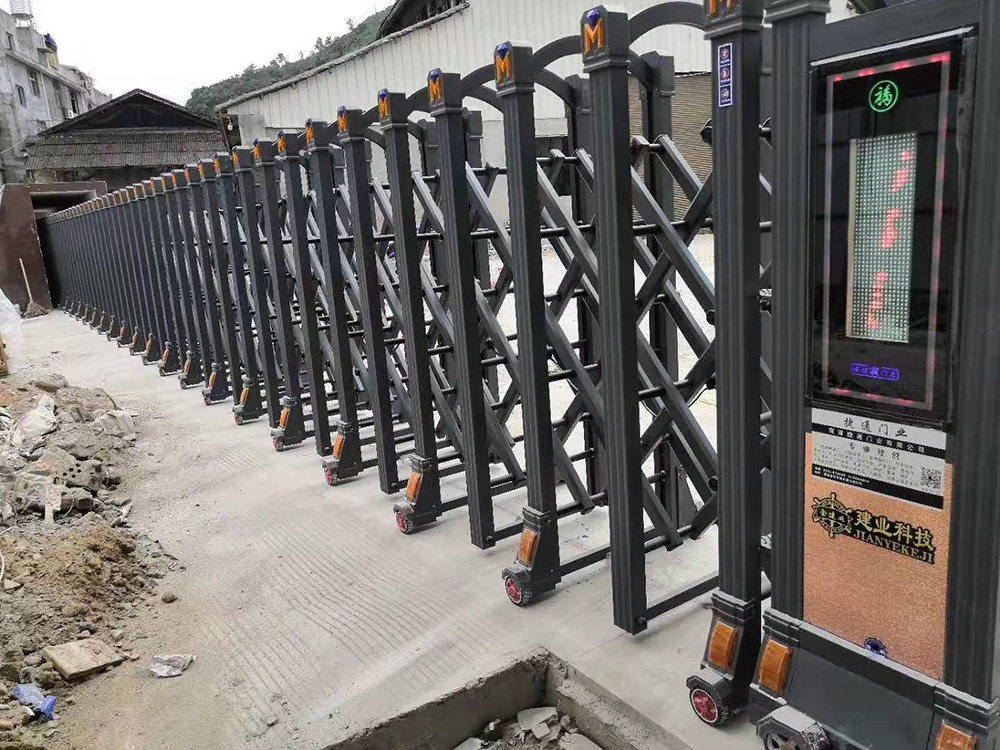 蓝钻系列案例 - 中出网-智能出入口与停车充电门户