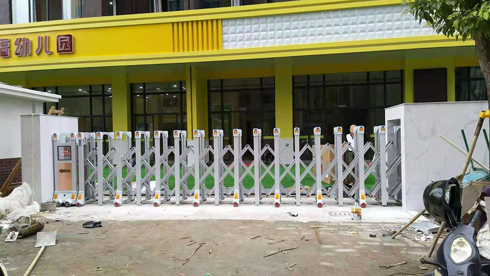 蓝钻系列案例 - 中出网-智能出入口与停车充电门户