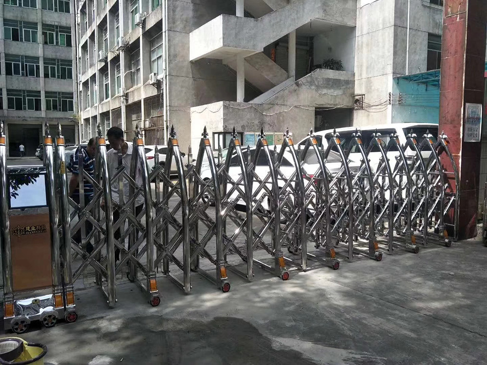 奔腾工程案例 - 中出网-智能出入口与停车充电门户