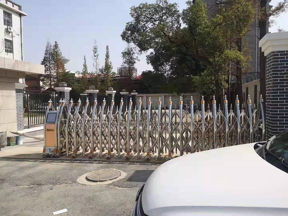 奔腾工程案例 - 中出网-智能出入口与停车充电门户