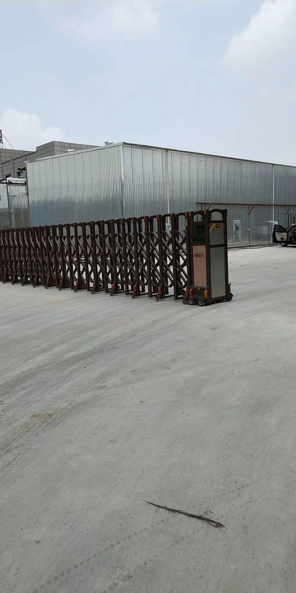 步步高系列案例 - 中出网-智能出入口与停车充电门户