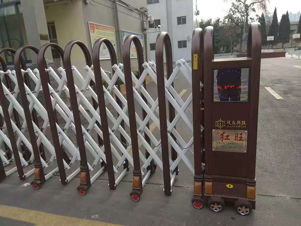 精典系列工程案例 - 中出网-智能出入口与停车充电门户