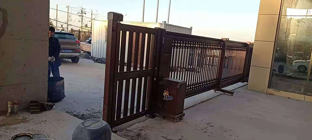 段滑门系列工程案例 - 中出网-智能出入口与停车充电门户