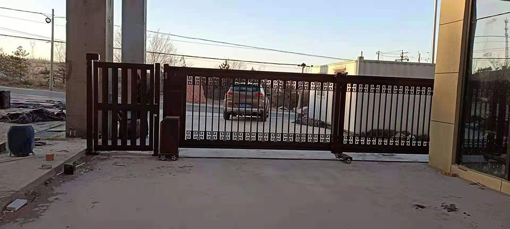 段滑门系列工程案例 - 中出网-智能出入口与停车充电门户