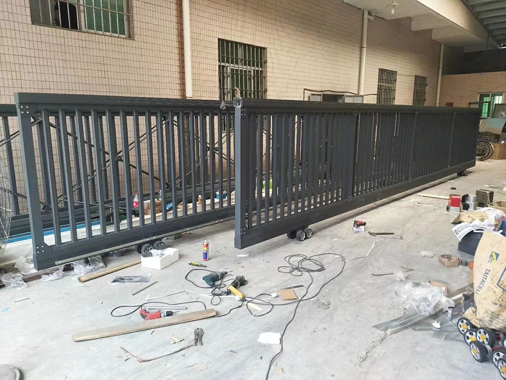 平移门系列案例 - 中出网-智能出入口与停车充电门户