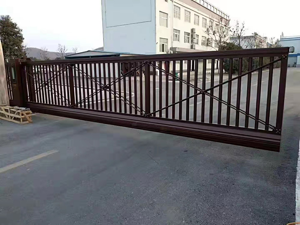 悬浮门系列案例 - 中出网-智能出入口与停车充电门户