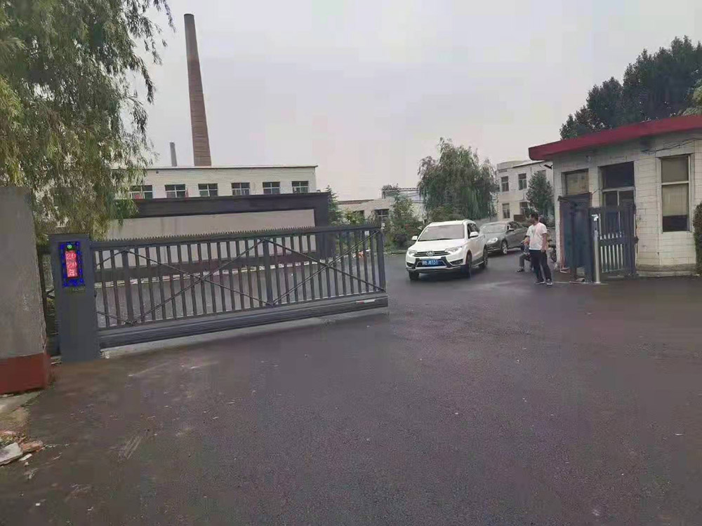 悬浮门系列案例 - 中出网-智能出入口门户