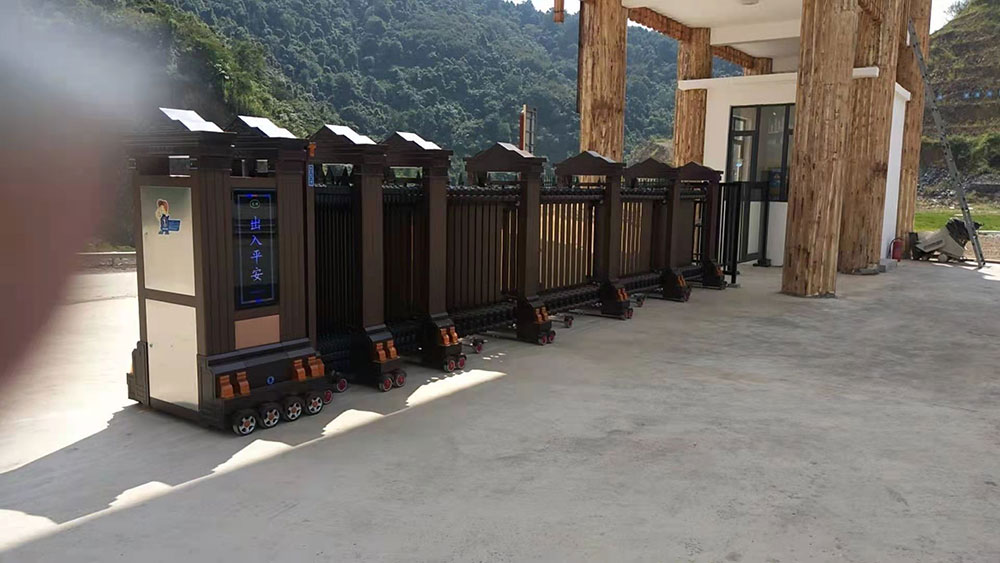 金碧辉煌工程案例 - 中出网-智能出入口与停车充电门户