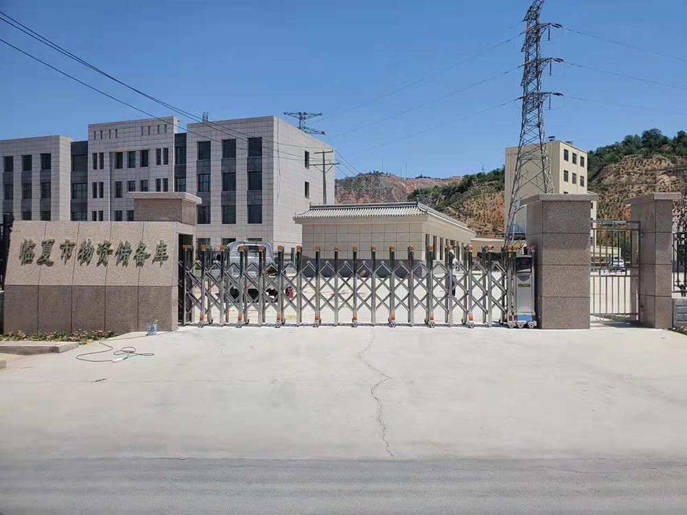 节节高系列案例 - 中出网-智能出入口与停车充电门户