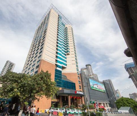 重庆出安智能道闸点缀重庆国航饭店  