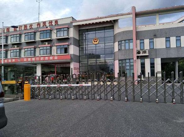温州出安智能伸缩门成功落地石榴玉兰湾