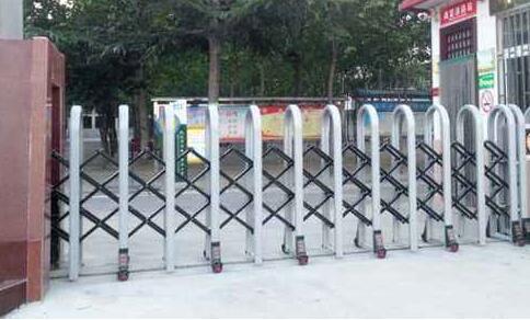 台州出安智能电动伸缩门成为台州市顺意汽车零部件有限公司的门柱
