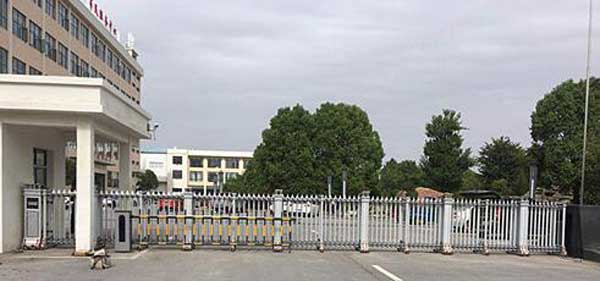 襄阳阳光学校电动伸缩门案例