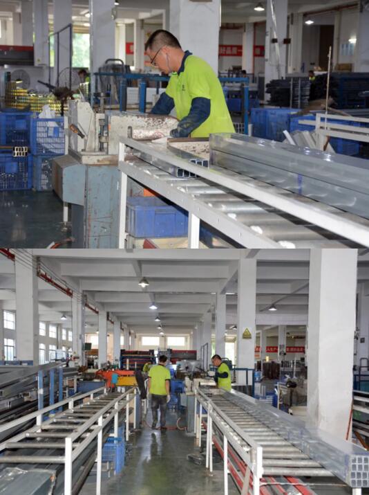 荣高伸缩门赶制暑期前的工期保证货期