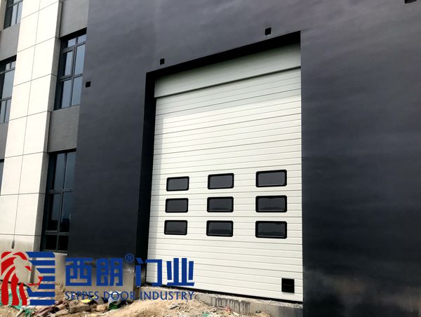 太仓钢制电动滑升门