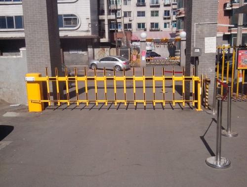 赤峰恒大华府栅栏道闸案例